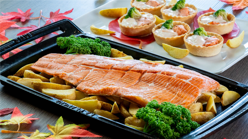 【10/3〜11/29の期間限定】「新潟の秋の大収穫祭」佐渡産サーモンのパイカップ仕立て