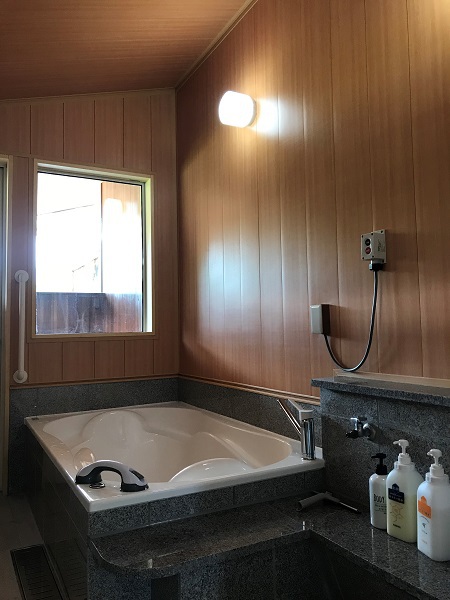 Shinshu Norikurakogen Onsen Hotel Gutewelle Ideally located in the Matsumoto area, Shinshu Norikurakogen Onsen Hotel Gutewelle promises a relaxing and wonderful visit. Offering a variety of facilities and services, the property provides all you