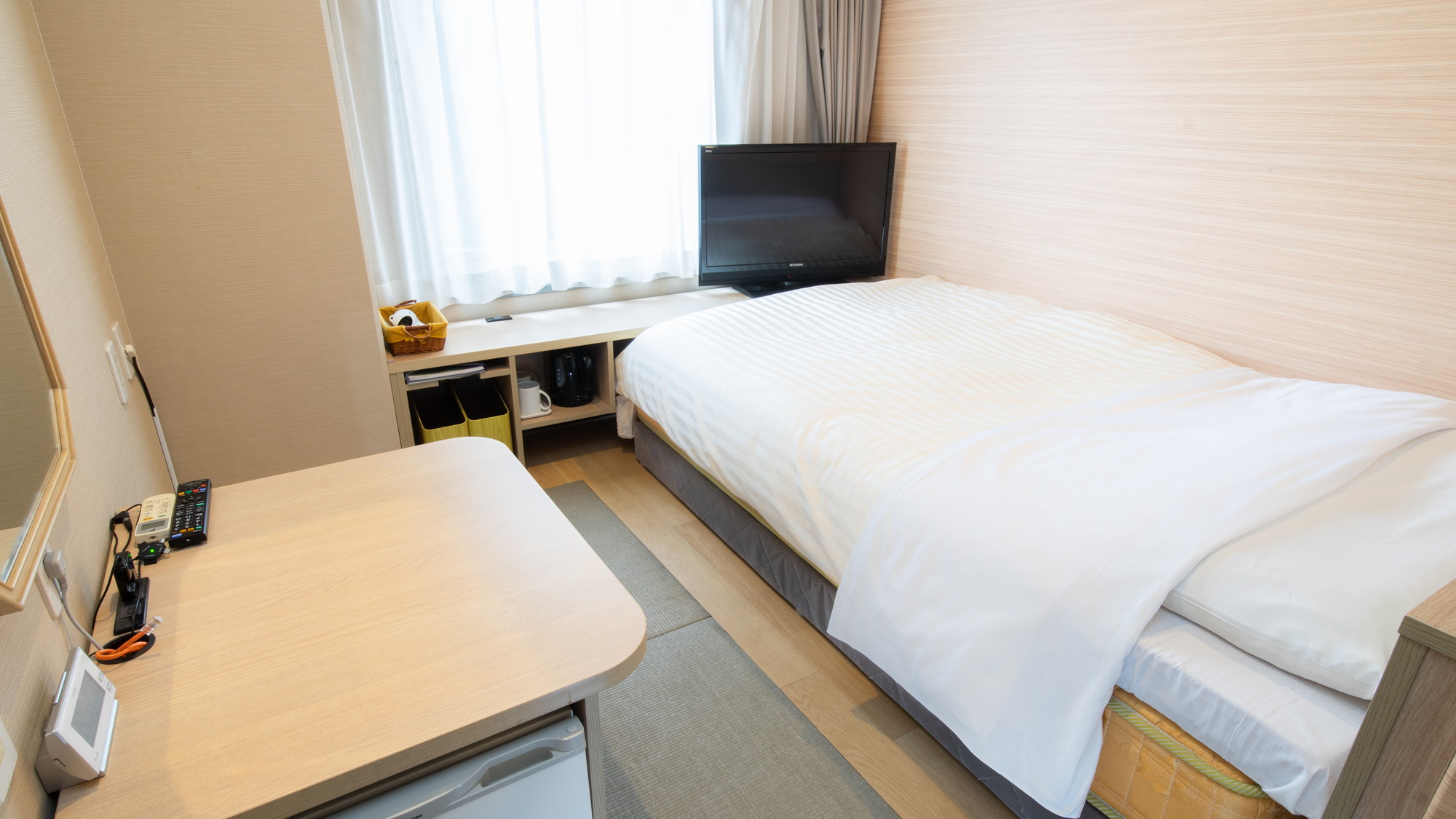 畳のお部屋です。靴を脱いでごゆっくり♪