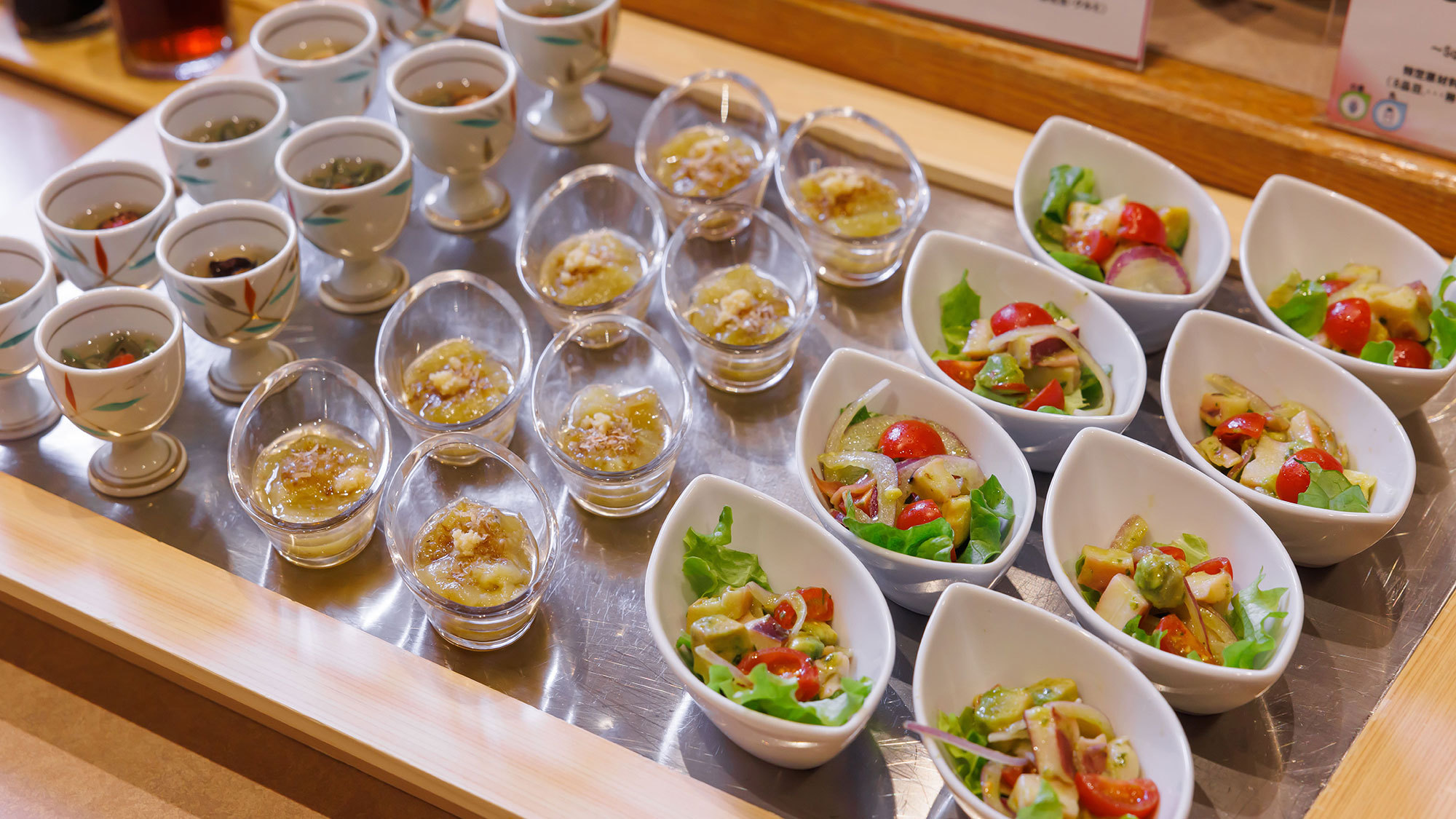 【桜房】酢の物などの冷菜もございます