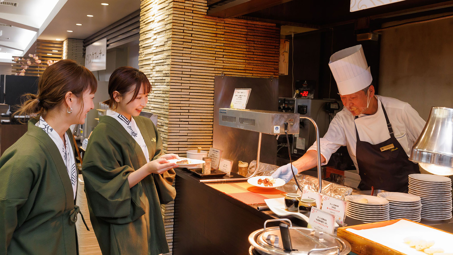 【バイキング】ライブキッチンでは焼きたてをご用意