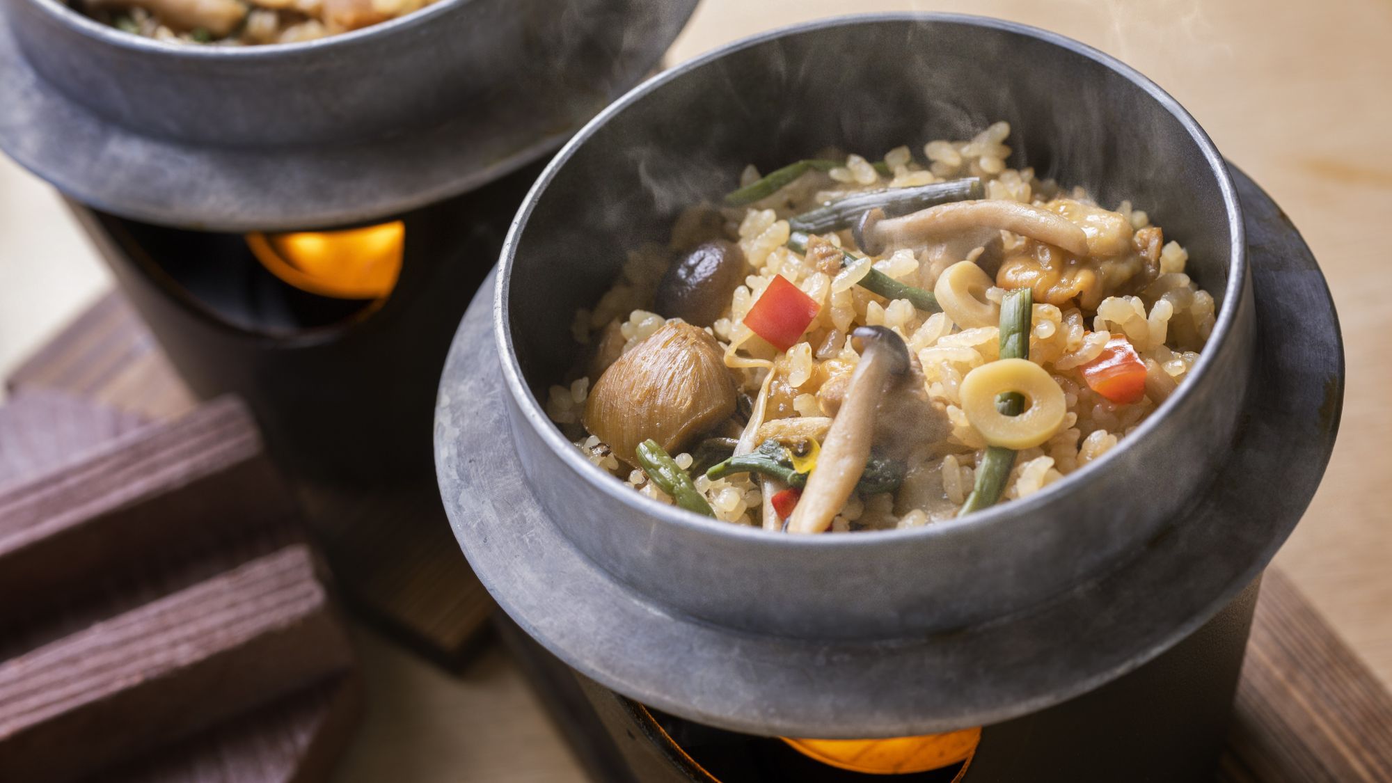 風味豊かな季節の釜めし