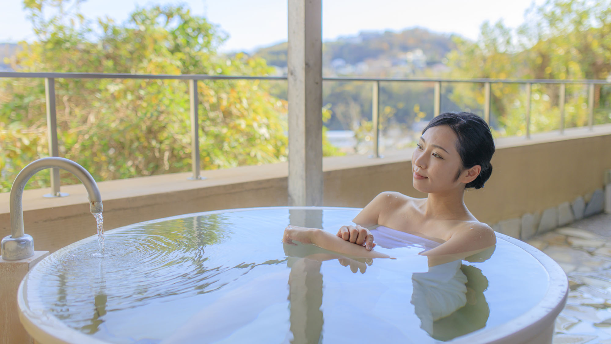 【ゆるかの湯】壺湯で浴槽を独り占め心静かに憩う時間を楽しんで。