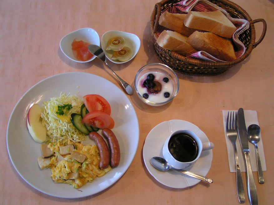 朝食
