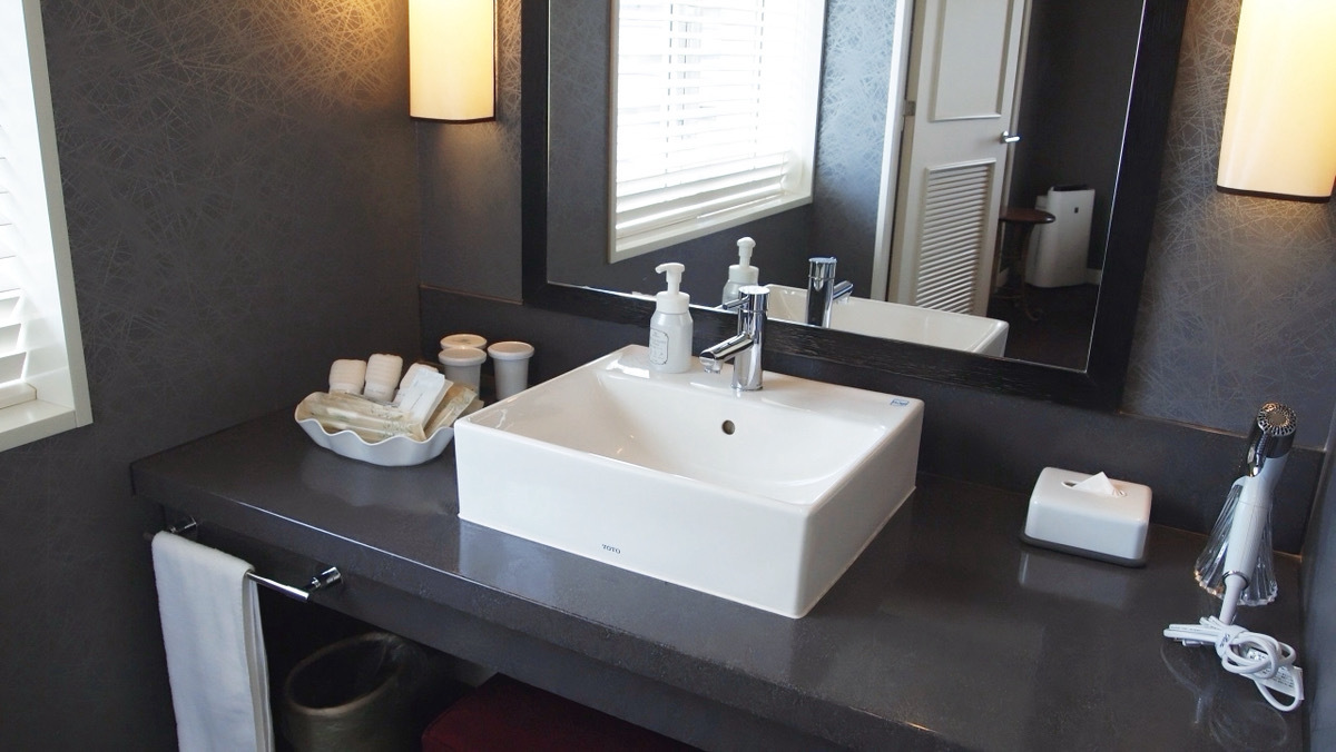 デラックスコーナーツイン