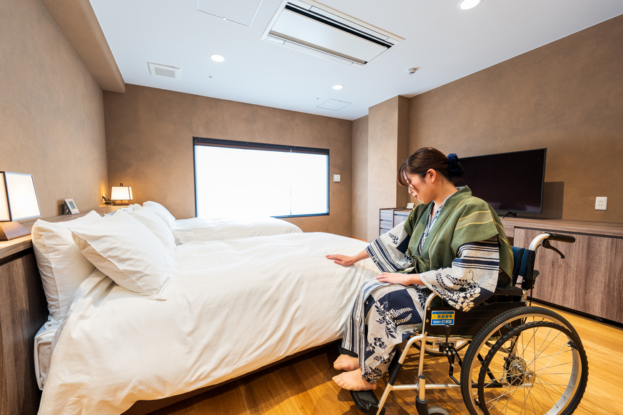 源泉かけ流し温泉付き特別室「湯楽」ベッドルームイメージ