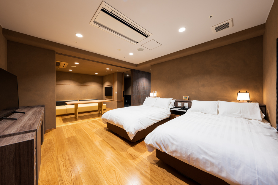 源泉かけ流し温泉付き特別室「湯楽」