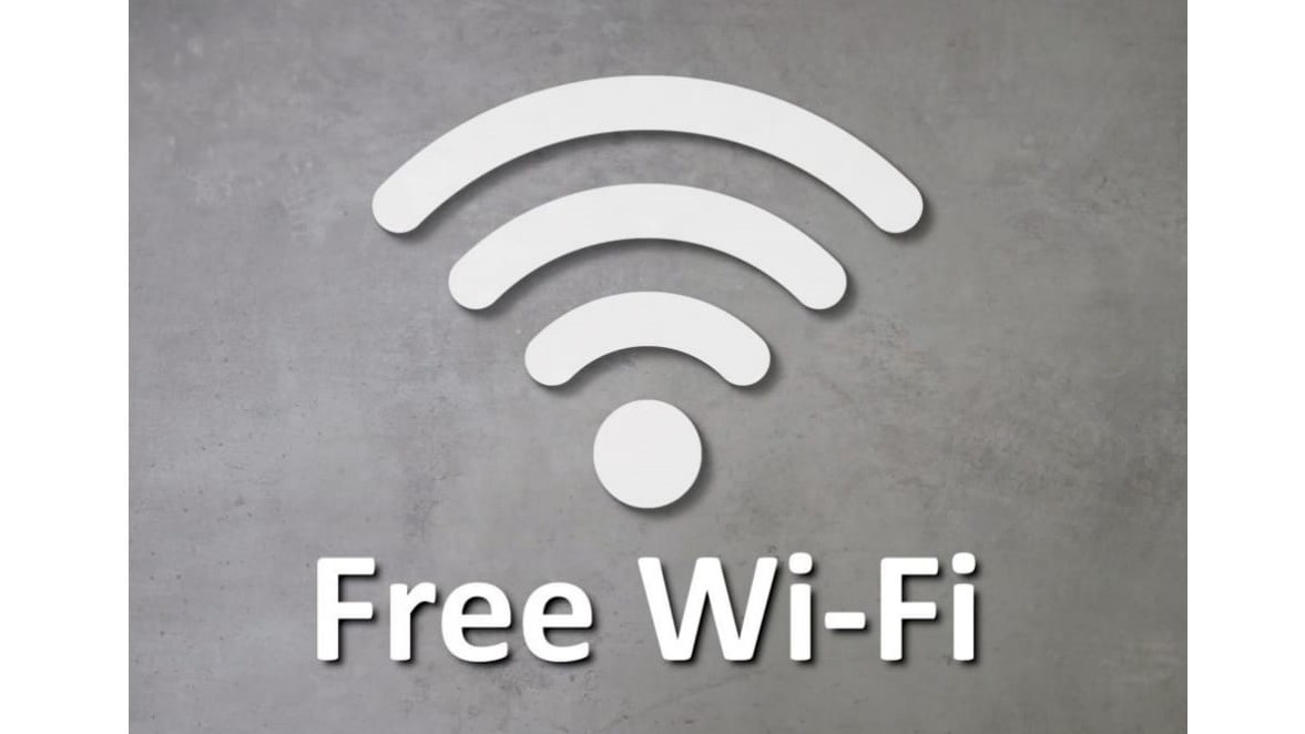 全室Wifi完備広々としたデスクでテレワークにおススメ！