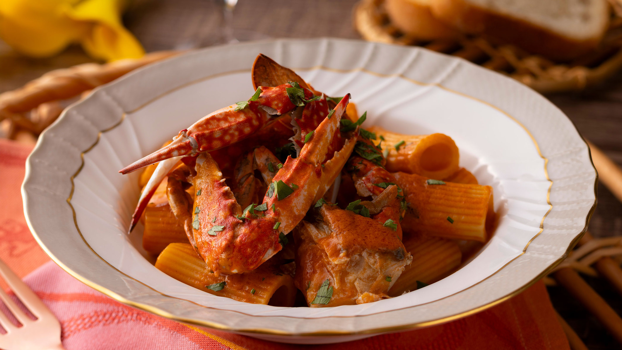 大江戸カニづくしバイキング夕食_渡り蟹のトマトクリームパスタ※イメージ
