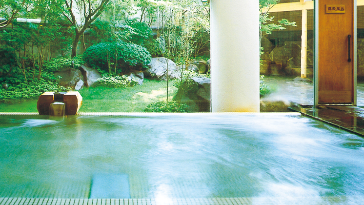 【別棟ホテルプラザ迎賓 大浴場】横手駅前でありながら天然温泉をお楽しみ頂けます。