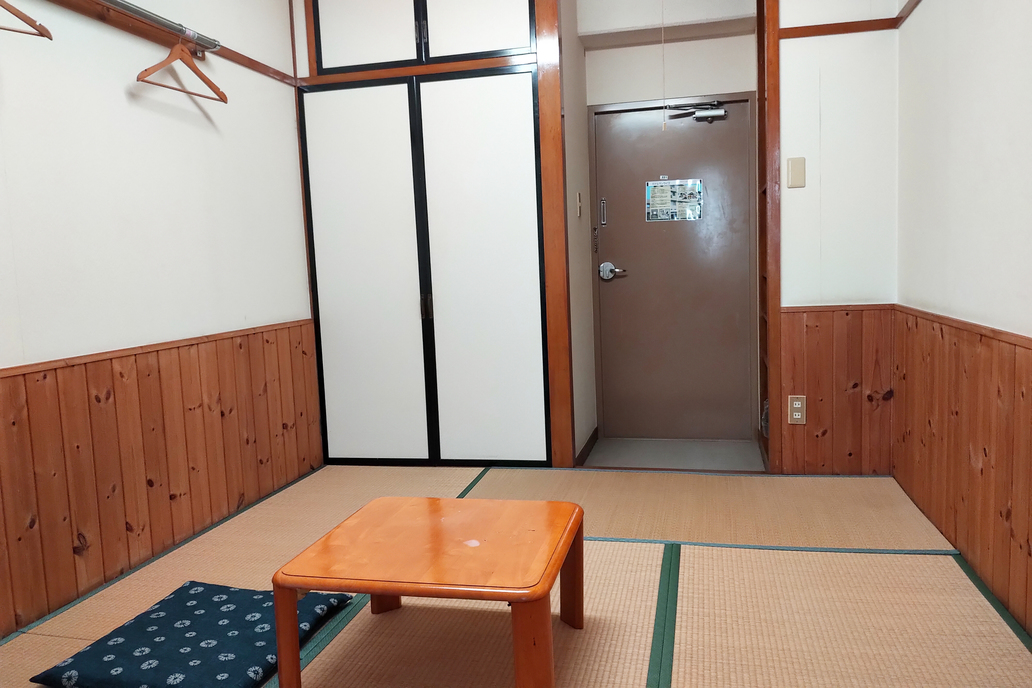 和室１〜２名様部屋1