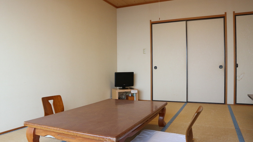 *【お部屋】和室8.5畳は4名様までご利用いただけます。