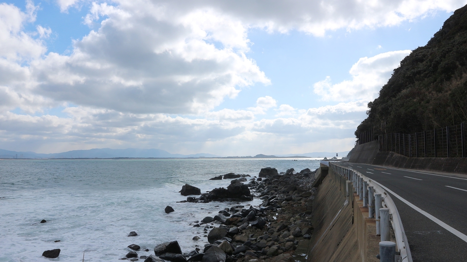 *【周辺】海沿いにある満帆荘は博多駅から車で約40分！