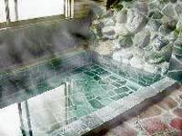 天然温泉浴室