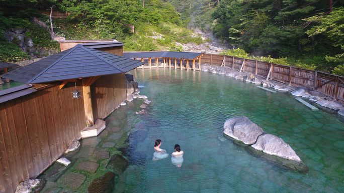 西の河原露天風呂（徒歩約10分）