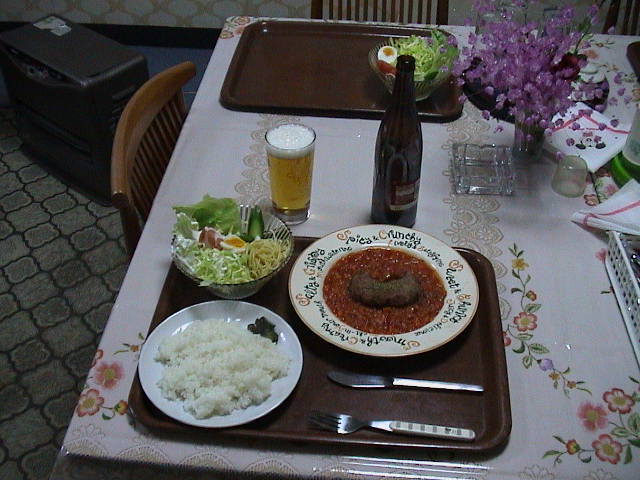 ハンバーグ。滞在のお客様＊工事等ビジネス滞在夕食対応可！