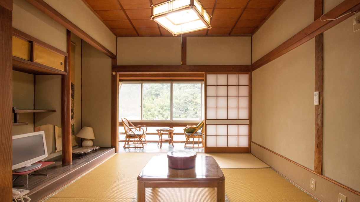 *【和室6畳】古き良き日本建築の魅力が光るお部屋。