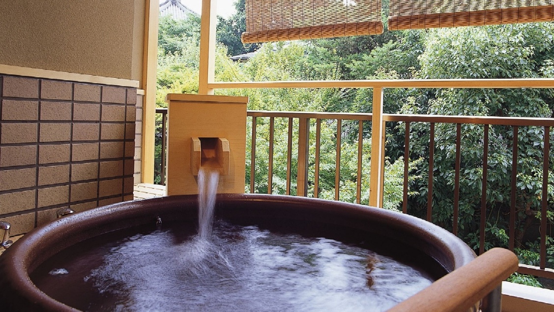 【露天風呂付】琉球畳にローベットの和風ツイン露天風呂