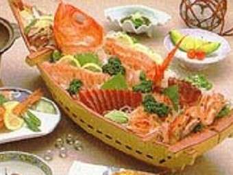 20. 新鮮伊豆の地魚の舟盛