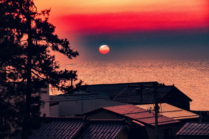 宿から眺める夕日