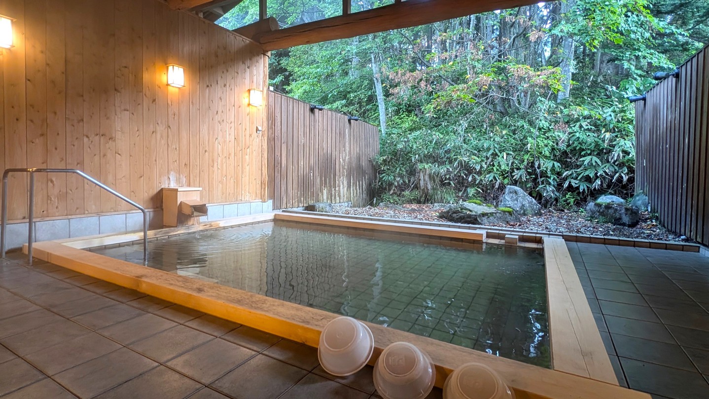 離れ露天風呂（御宿本陣本館）