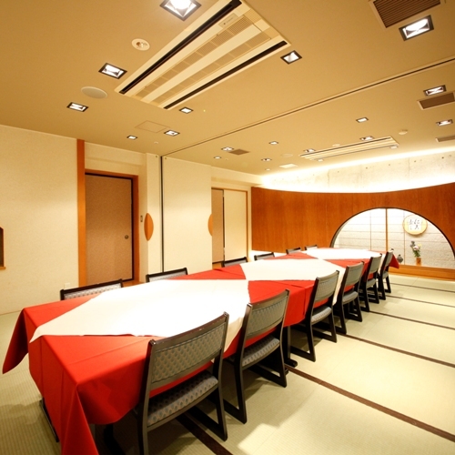 中宴会場（石蕗）