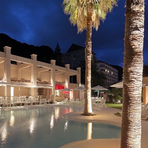 プールガーデン