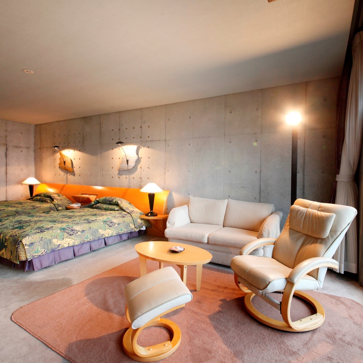 デラックスツインルーム（窓側より）