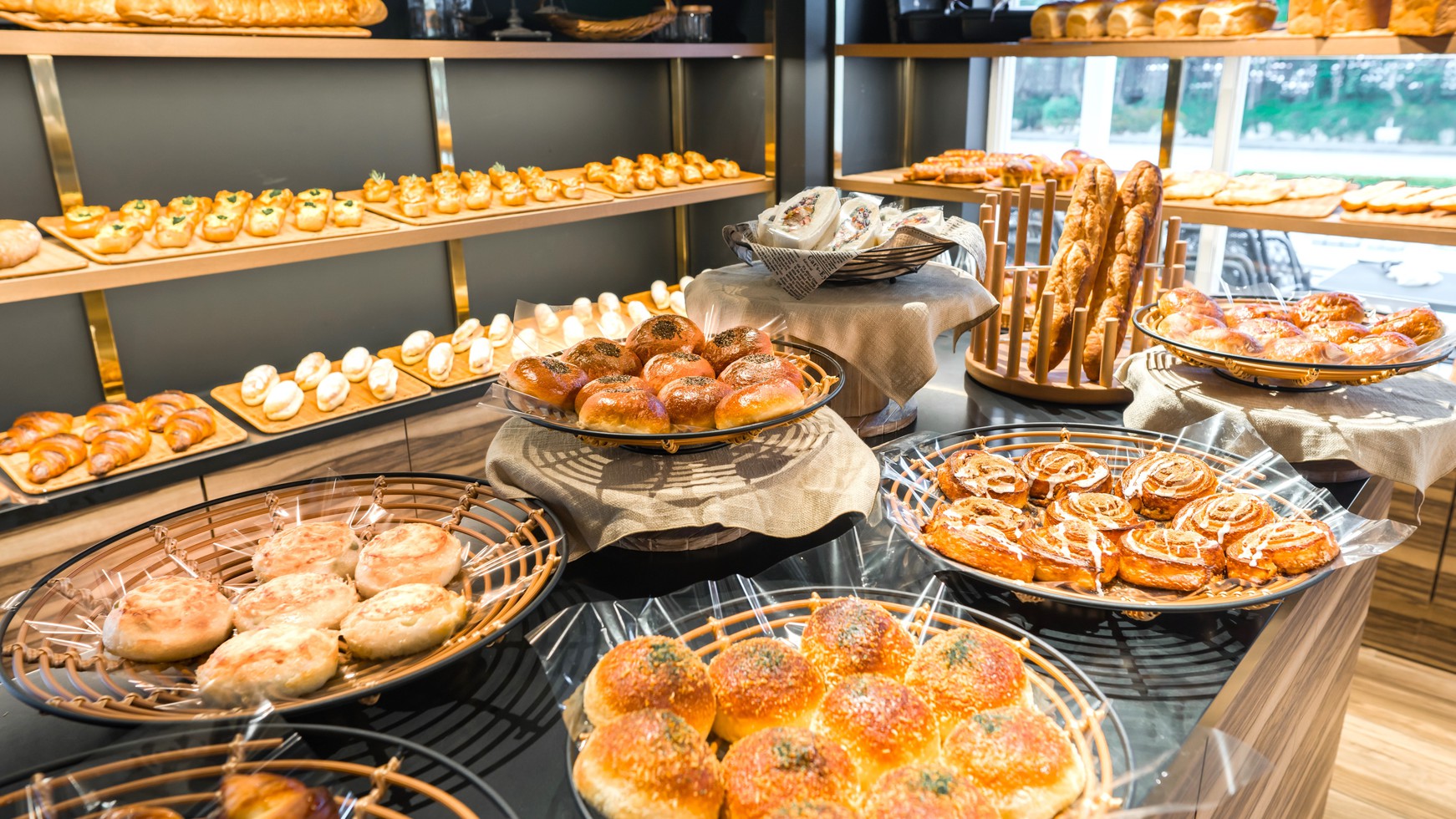 【ご朝食/南西の風ベーカリー&カフェ】お好みのパンが選べるセットメニューをお愉しみください。