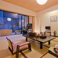 Keikoku no Kakureyado Iyabijin Ideally located in the Miyoshi area, Keikoku no Kakureyado Iyabijin promises a relaxing and wonderful visit. Offering a variety of facilities and services, the property provides all you need for a goo