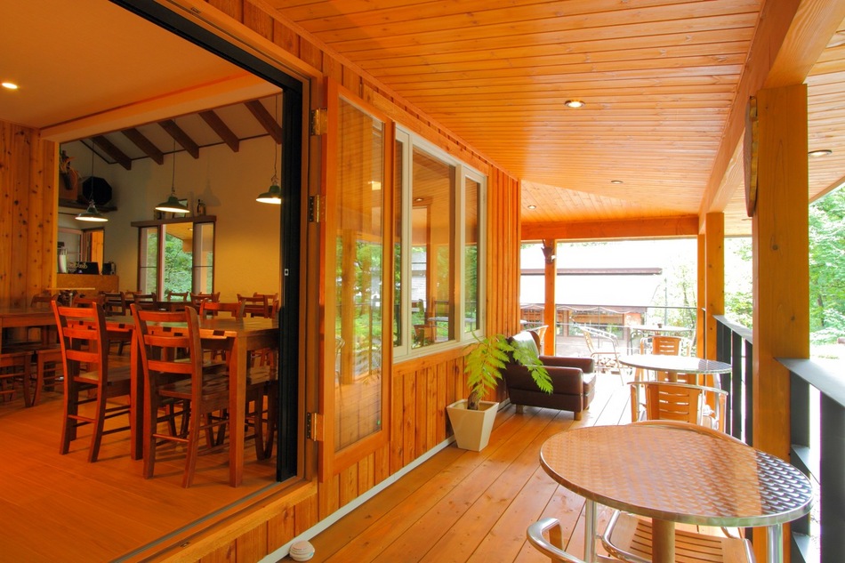 トマトラウンジ&テラス