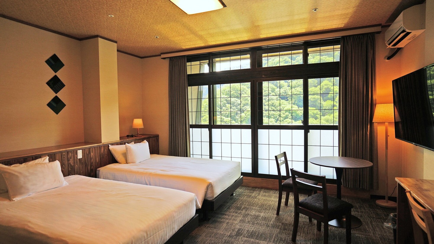 25年改装リビング&広々バスルーム付コーナーツイン55平米(一例)