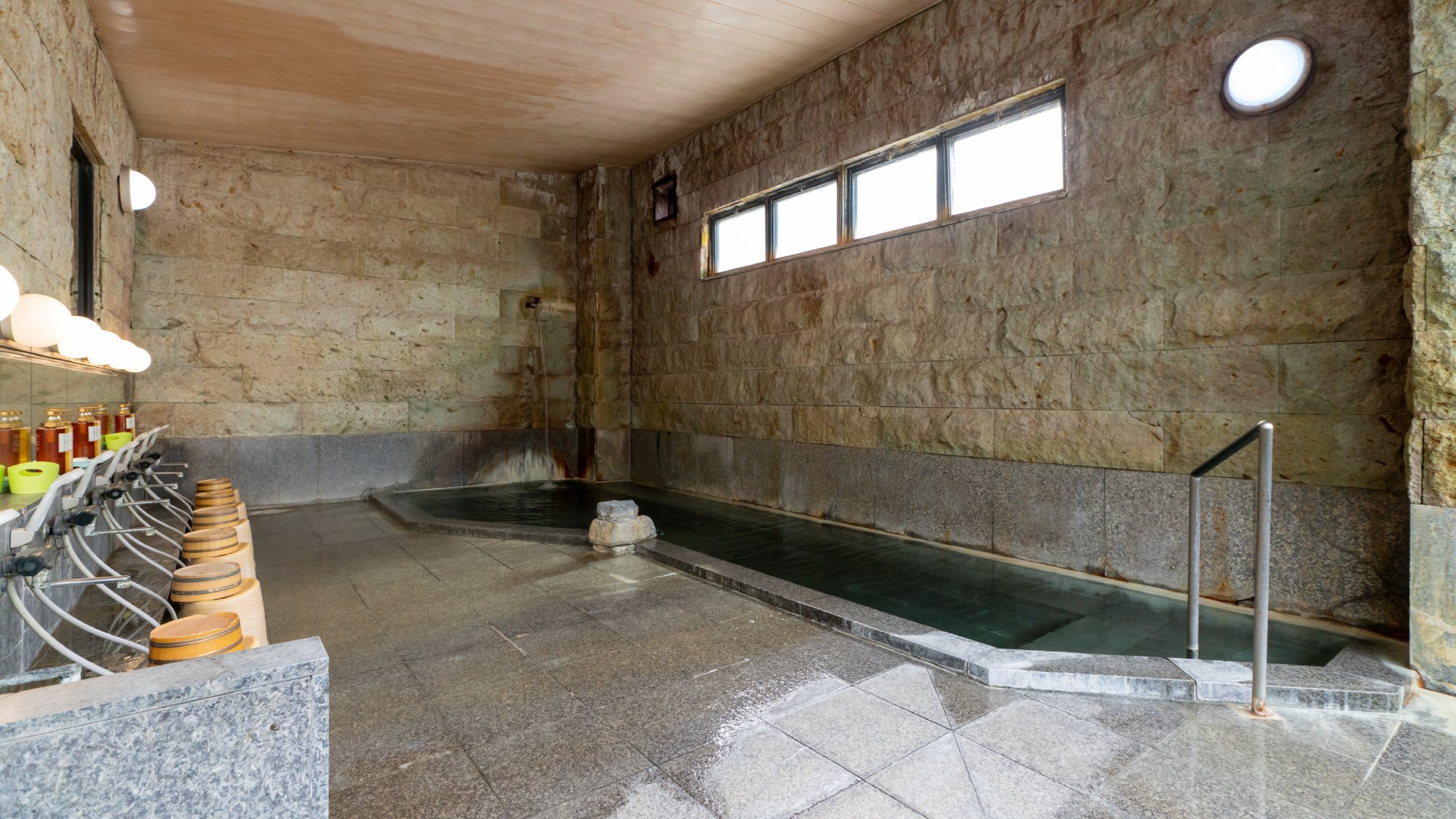 温泉｜男性内湯