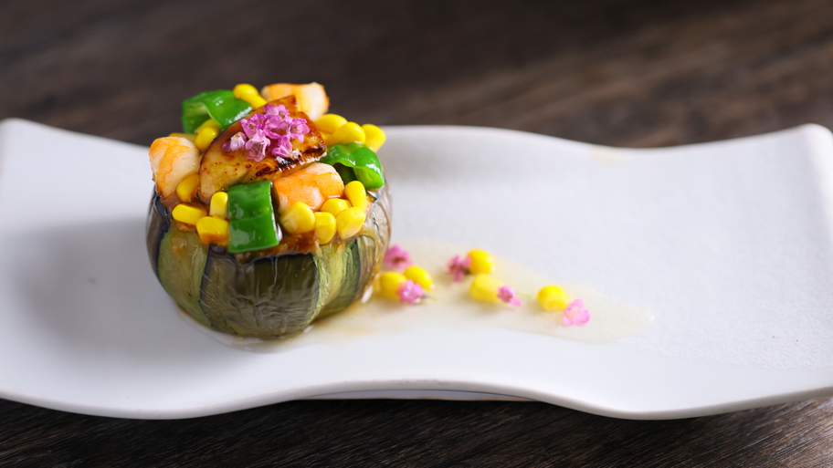信州の伝統野菜「小森なす」とみそ漬けのフォアグラ