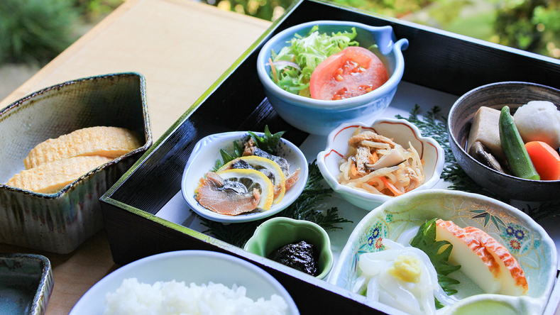 【朝食】こだわりの和朝食(一例)