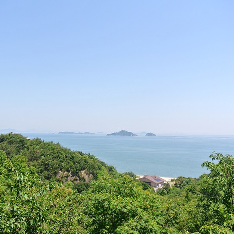 下層階から見る瀬戸内の島並み