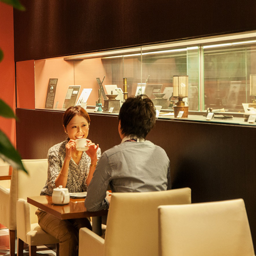 CafeMissJeanie朝は朝食会場として、10時〜17時はCafeとしてご利用ください。