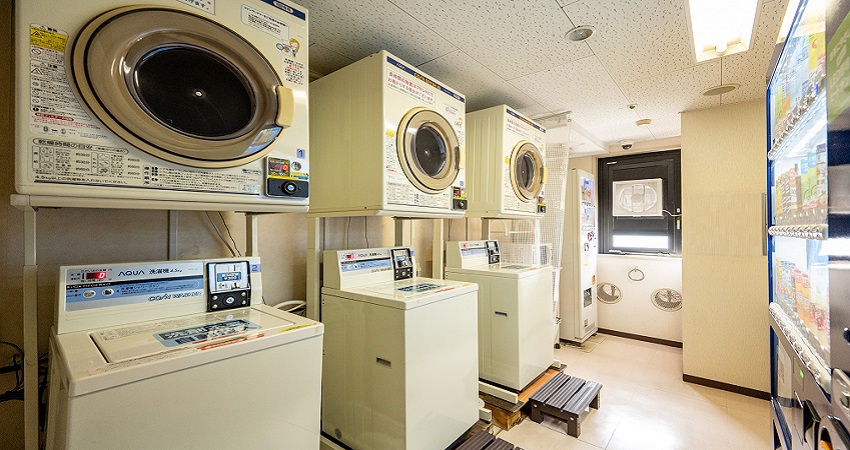 10階コインランドリー・製氷機