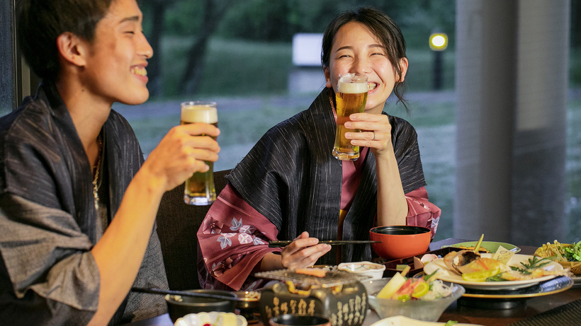 【飲み放題で、お酒も会話も弾む♪】