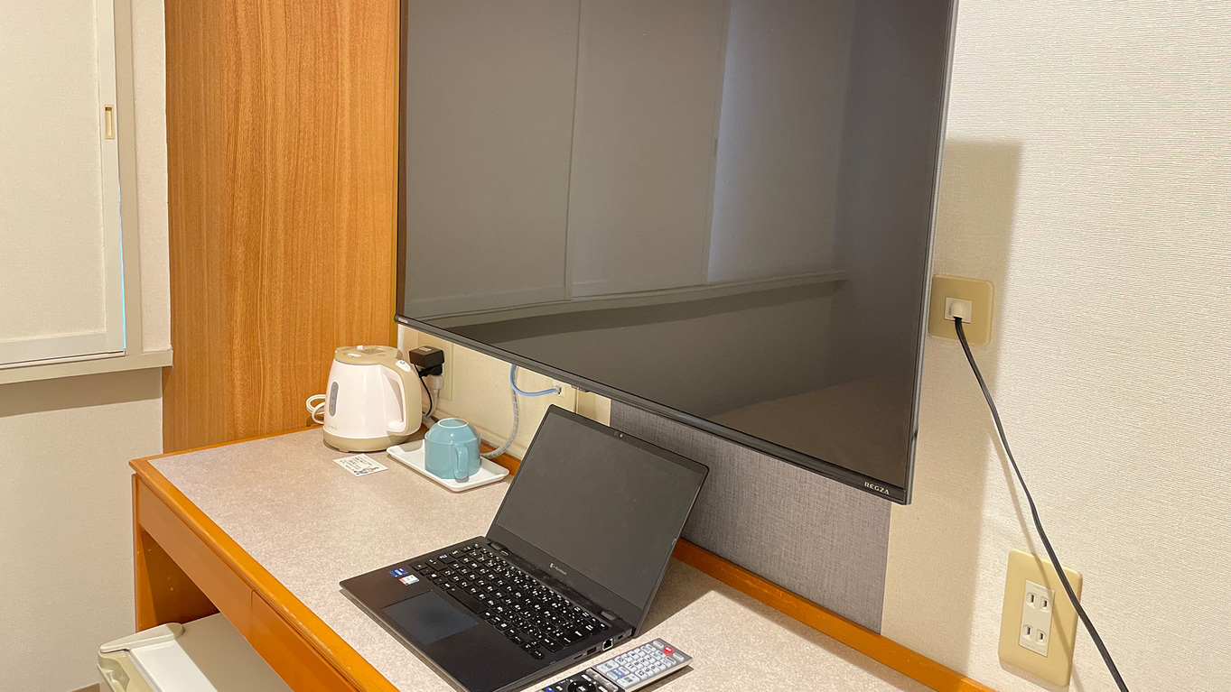 テレビでは、地上波・NHK・BSはもとよりオンラインオンデマンドやYouTubeもご覧いただけます。