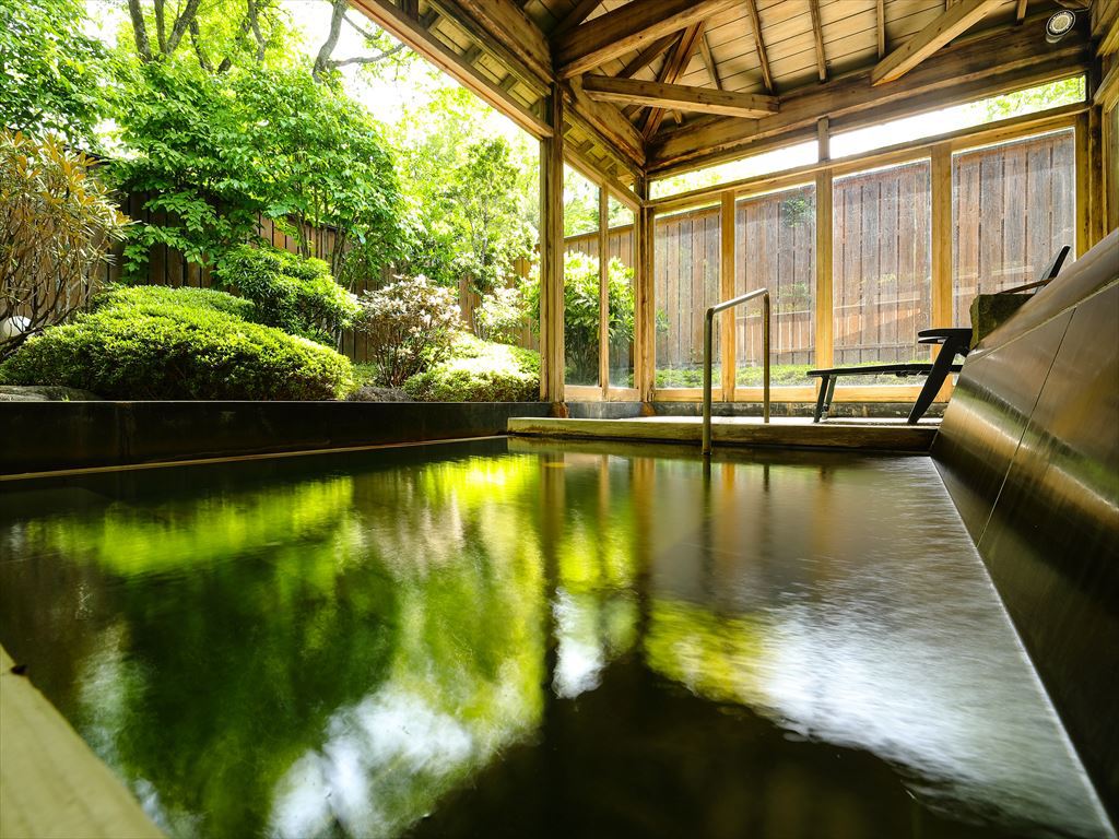 風と木々の湯