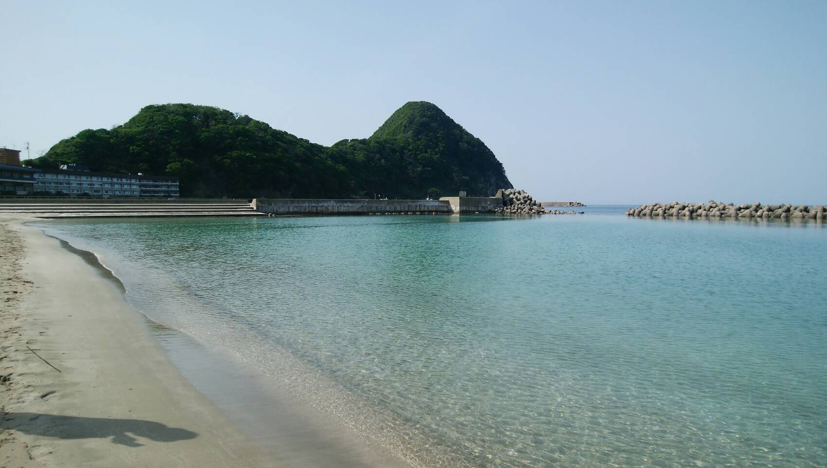 水の綺麗な日本海竹野海岸