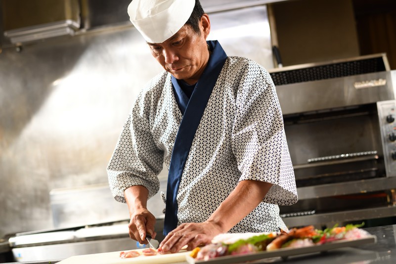 山形の新鮮な食材を使った大和屋ならではの極上の料理の数々を、長年の腕によりをかけご提供しております。