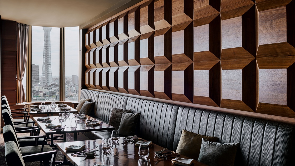 27階THEDININGシノワ唐紅花&鉄板フレンチ蒔絵