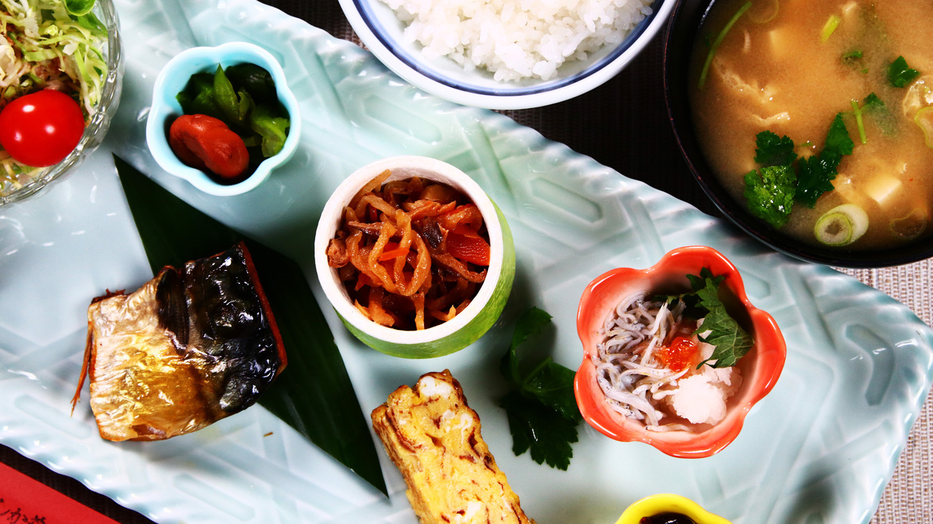 朝食一例栄養満点の朝ごはんで一日のスタートを！