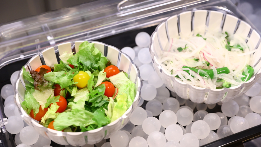 朝食サラダバイキング（イメージ）季節ごとに内容変更致します