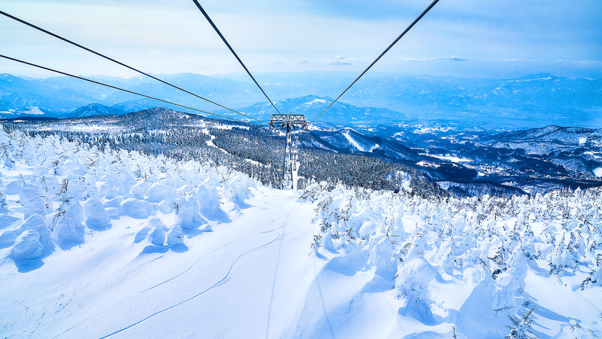 【蔵王温泉スキー場】美しい樹氷と日本最大級のスキーリゾート！