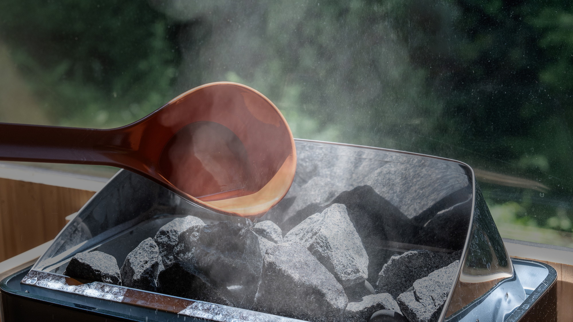 木曽桧を使用した屋外サウナ「Forest Sauna」