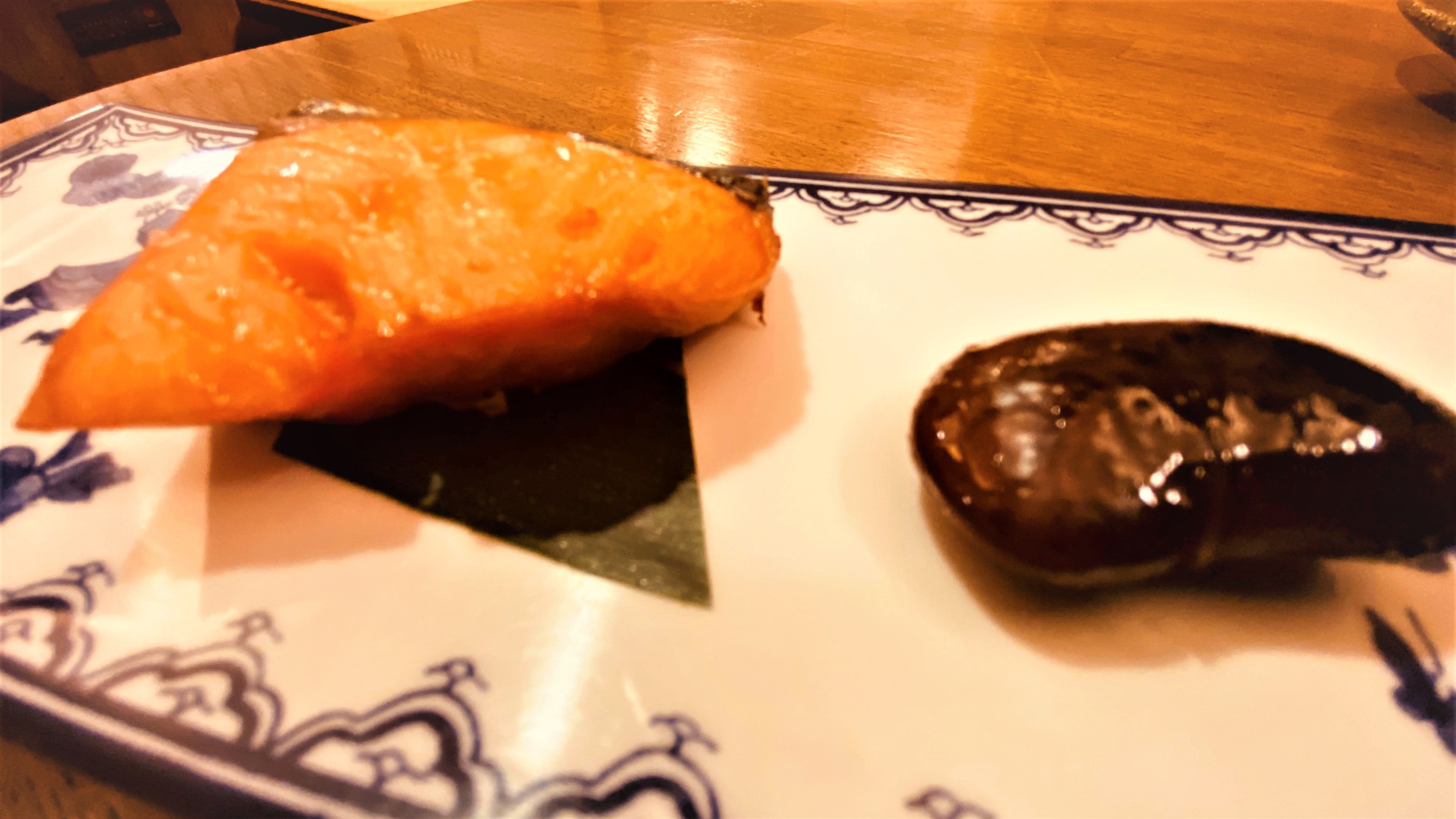朝食：魚料理：塩鮭と花豆（イメージ）