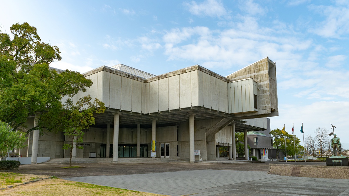 周辺観光／【佐賀県立博物館・美術館】風土と歴史・郷土作家の作品展示…;当館から車で4分・徒歩16分